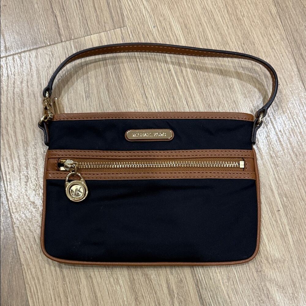 Michael Kors Kempton Nylon and Leather Small Bag in Black / Tan